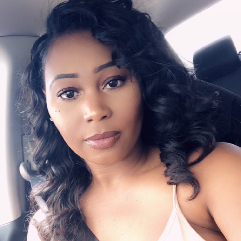 Meet your Posher, Brittney